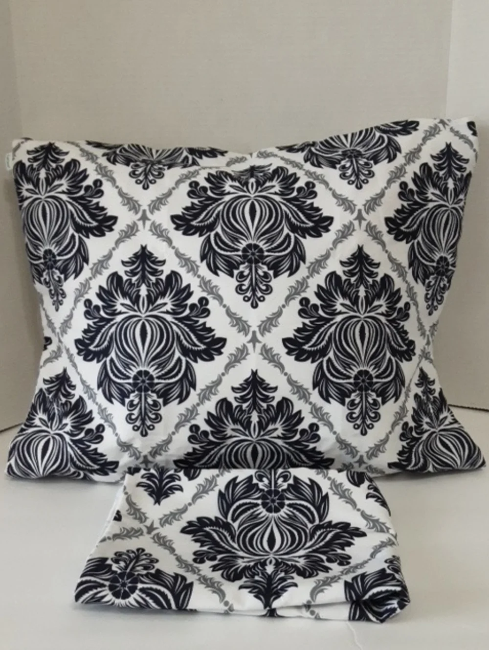 Decorative Navy Gray and White Throw Pillow Cover Set